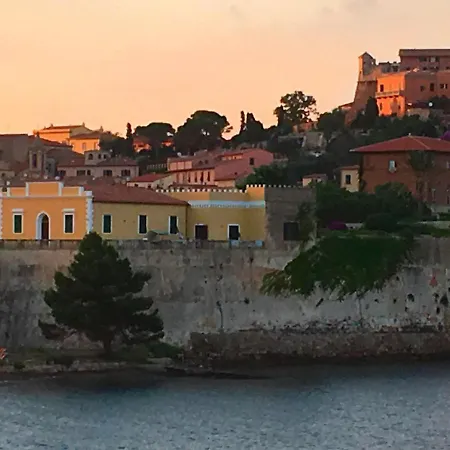 Дом отдыха Dimora Le Fortezze Sullo Scoglio - Goelba *